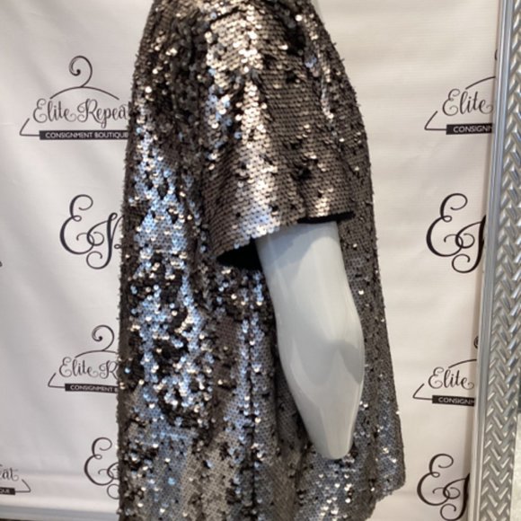 Vanessa Virginia Sz M Silver Metallic Sequin Top - Picture 4 of 4